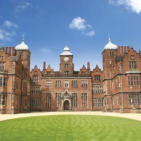 Diamond, 2 Bedroom * Birmingham